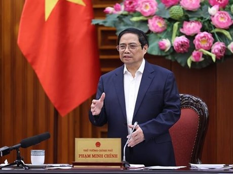 越南政府总理范明正发表讲话。