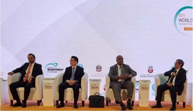 越南计划与投资部副部长陈国方率团出席论坛。（图片来源：越通社）