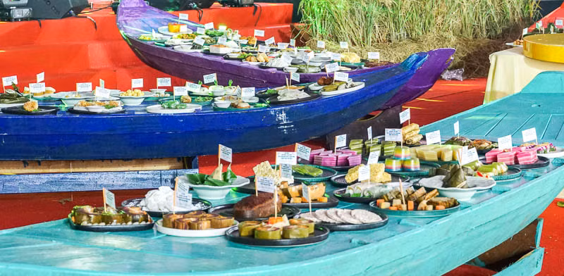 越南创造最多大米和糯米糕饼制作纪录。