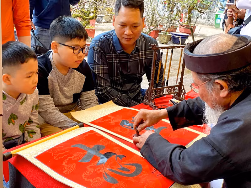 春节书法艺术节热闹登场。