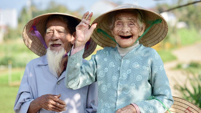 附图。