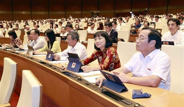 国会代表表决通过《招标投标法（修正案）。（图片来源：越通社）
