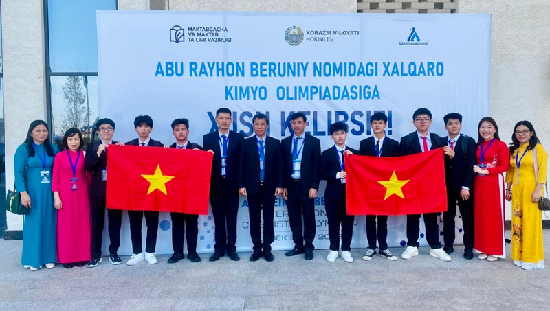 越南在第一届阿布•雷汗•比鲁尼国际化学奥林匹克竞赛中获团体第一名。