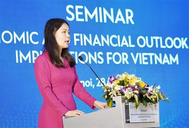 越南外交部部长助理阮明恒在开幕式上发表讲话。