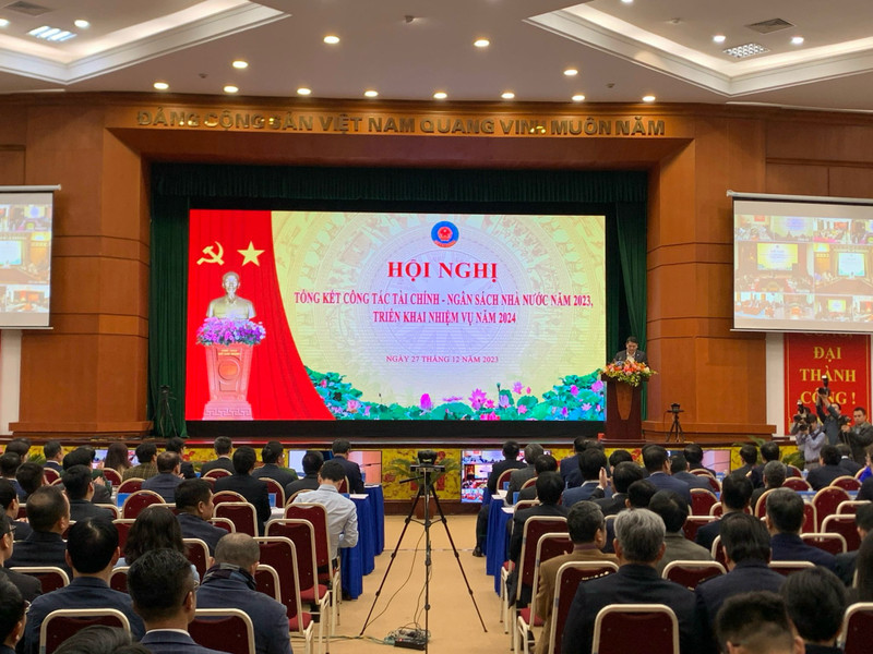 2023年国家财政预算工作总结暨2024年任务部署会议。