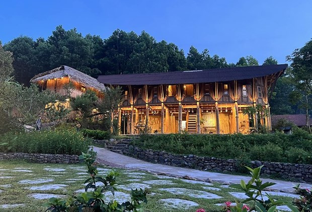 下龙市奇上乡的安法农场（Am Váp Farm）旅游区。