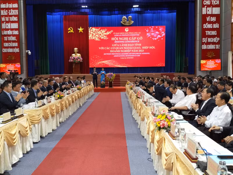 会议场景。（图片来源：劳动报）