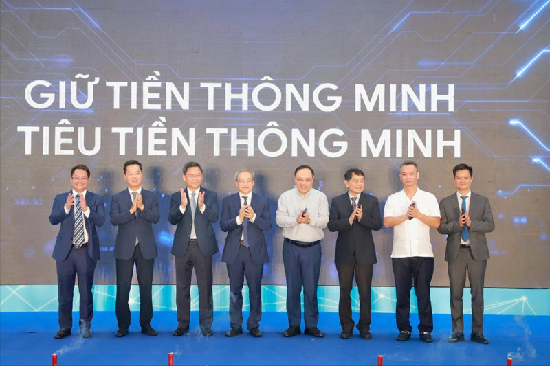  “还剑郡非现金支付”活动启动仪式。（图片来源：新河内报）