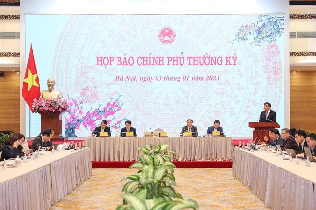 政府例行记者会场景。（图片来源：VGP）
