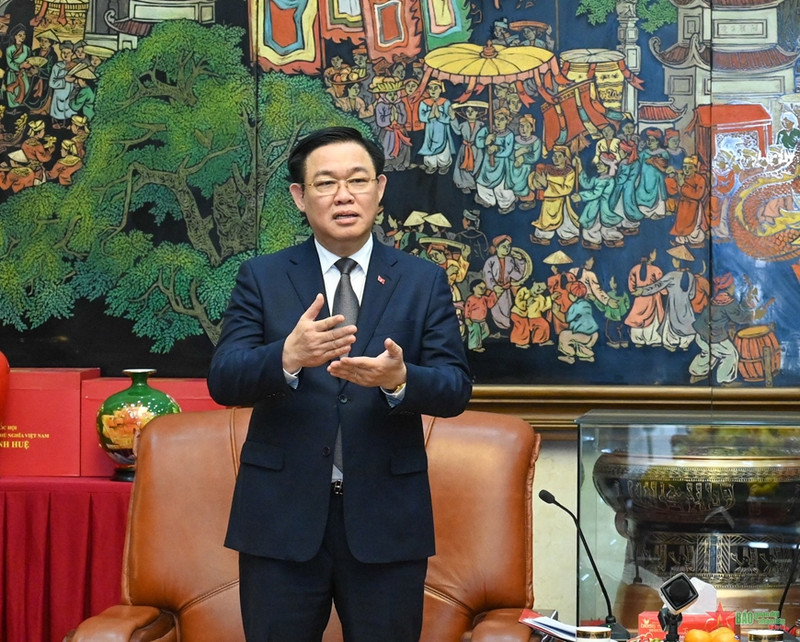 王廷惠主席在会上发表讲话。