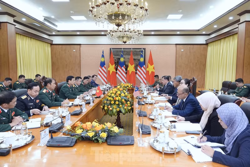 会谈场景。(图片来源:前锋报) 会谈场景。(图片来源:前锋报)