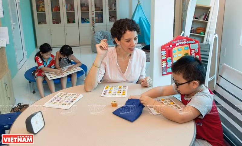 安妮衷心热望助力众多语言障碍和自闭症儿童走出自我、融入生活。