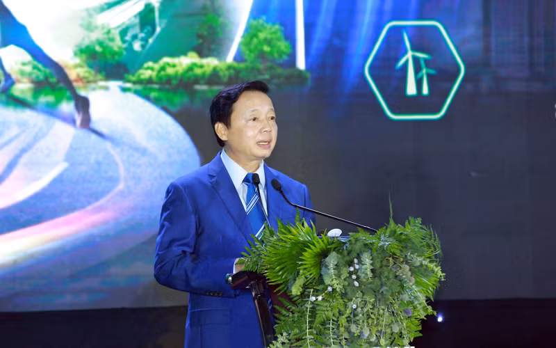 越南政府副总理陈红河在论坛上发表讲话。（图片来源：VGP）