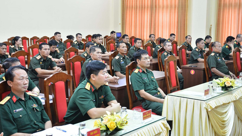 出席开训仪式的代表。（图片来源：《人民军队报》）