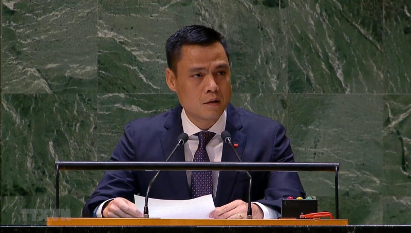 越南常驻联合国代表团团长邓黄江大使。（图片来源：越通社）