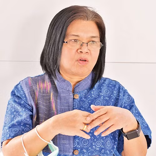 媒体集团（泰国）前记者苏提达·马利考 可以毫不夸张地说，越南是该地区在Covid-19疫情控制和经济复苏方面的亮点。随着越南对联合国的贡献，越南的抗疫和经济发展成果受到国际社会的高度评价，从而提高了国家的地位和威望。