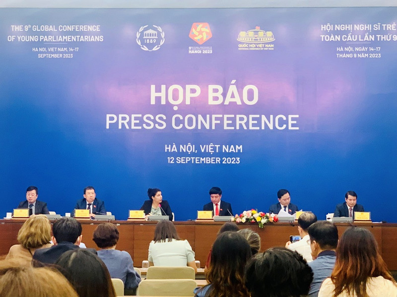 第九届全球青年议员大会国际新闻发布会。