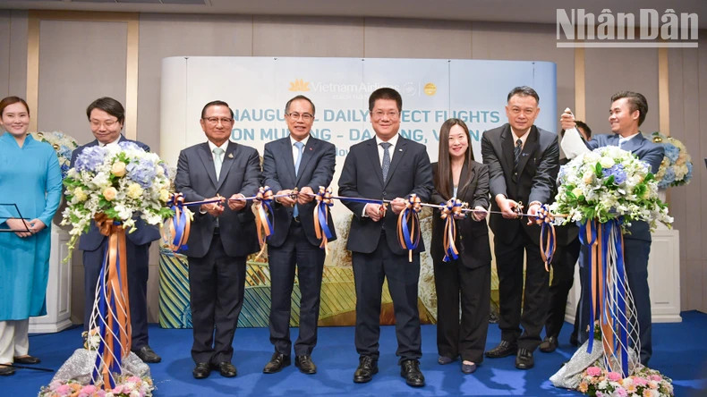 越航正式开通泰国曼谷至越南岘港的直达航线。