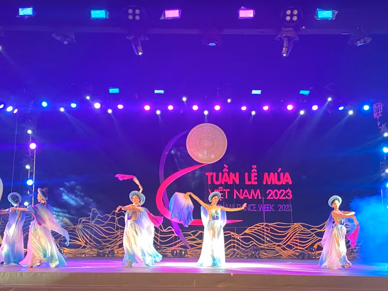 2023年越南舞蹈周火热开启。