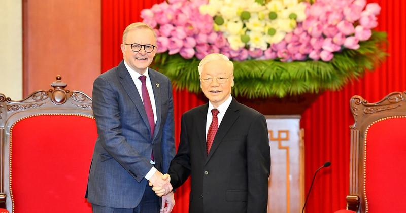 越共中央总书记阮富仲会见澳大利亚总理安东尼·阿尔巴尼斯。