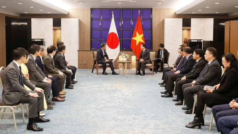 越南国家主席武文赏会见日越专家协会代表团。