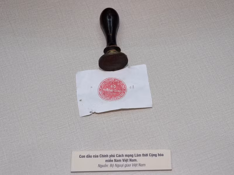 越南南方共和革命临时政府的印章。