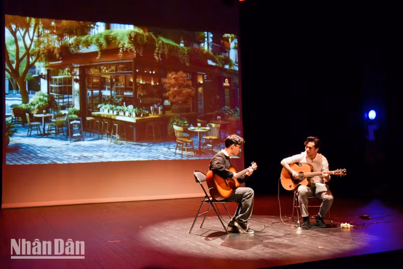 越南驻法国大使丁全胜高度评价雷恩越南青年学生协会举办这一活动的倡议，有助于弘扬越南人民的传统之美。