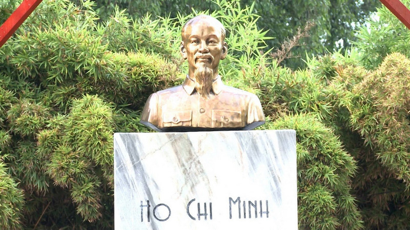 位于哈瓦那胡志明公园的胡志明主席雕像。（图片来源：越通社）