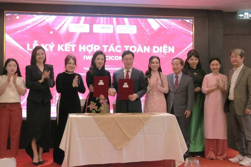 世界女性创业家协会（IWEC）和韩国CICON签署全面合作协议。