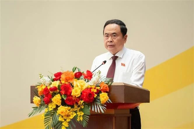 越南国会主席陈青敏发表讲话。（图片来源：越通社）