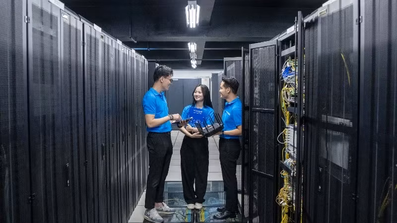 一家专注于研发产品和技术解决方案的公司的年轻工程师团队。（山松 摄）