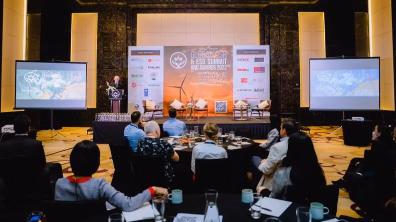 2022年全球CSR&ESG会议场景。