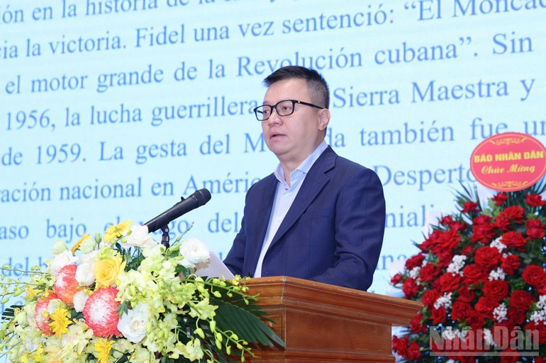 越共中央委员、《人民报》社总编辑、中央宣教与民运部副部长、越南新闻工作者协会主席黎国明在纪念活动上发表讲话。 2-4647.jpg