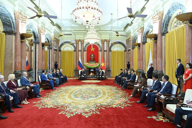 会见场景。 2-9596.jpg