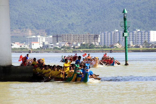 赛龙舟 迎国庆(组图) ảnh 5 赛龙舟 迎国庆(组图) ảnh 5