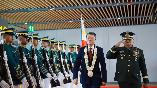 越南政府总理黎明兴出席第48届东盟峰会的欢迎仪式。