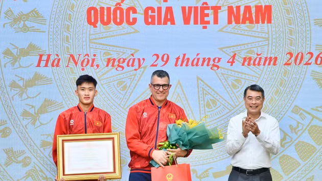 越南政府总理黎明兴会见刚夺得2026年东南亚锦标赛冠军的U17国足【组图】