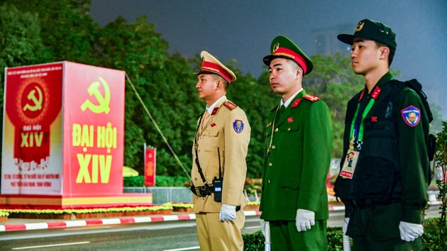 河内市公安确保越共十四大的安全。