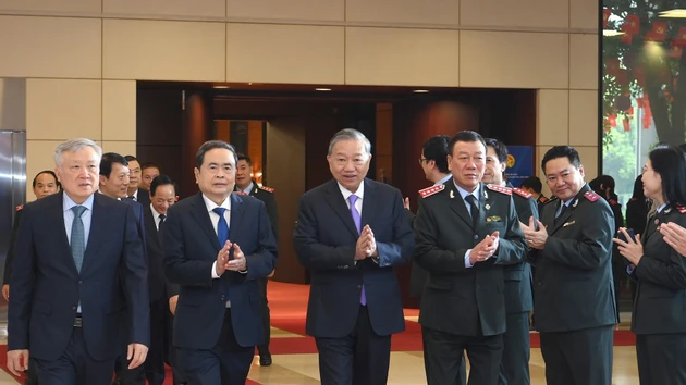 越共中央总书记苏林等领导出席庆典