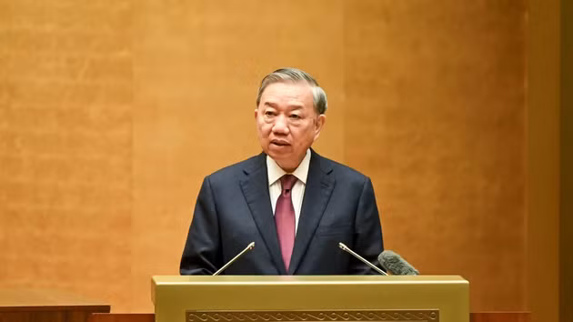 越共中央总书记、越南国家主席苏林发表指导性讲话。