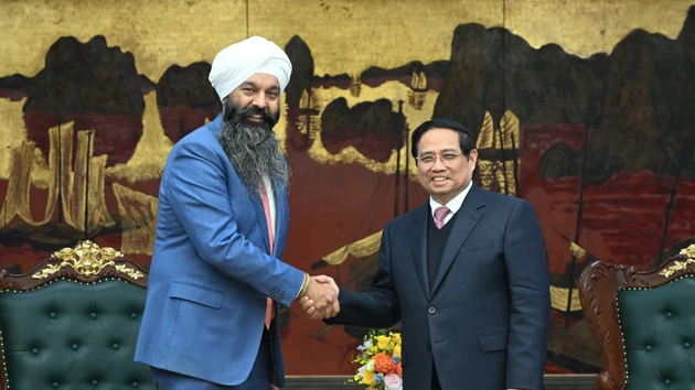 范明正总理会见加拿大国际发展国务秘书兰迪普·萨莱。