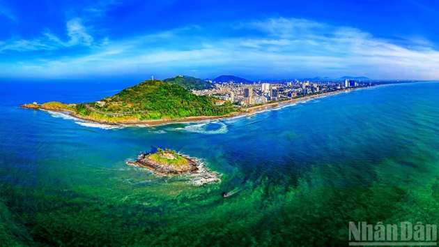 头顿——胡志明市海滨旅游中心的面貌。