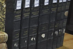 “保存在法国和越南的印度支那档案文献（1862-1954年）"的科学档案。