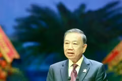 苏林总书记在会上发表讲话。（图片来源：青年报）