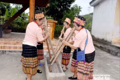 走进邦村，感受傣族同胞庆祝新米节。（图片来源：义安报）