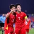 9号阮国越与廷北庆祝越南队进球。图片来源：AFC