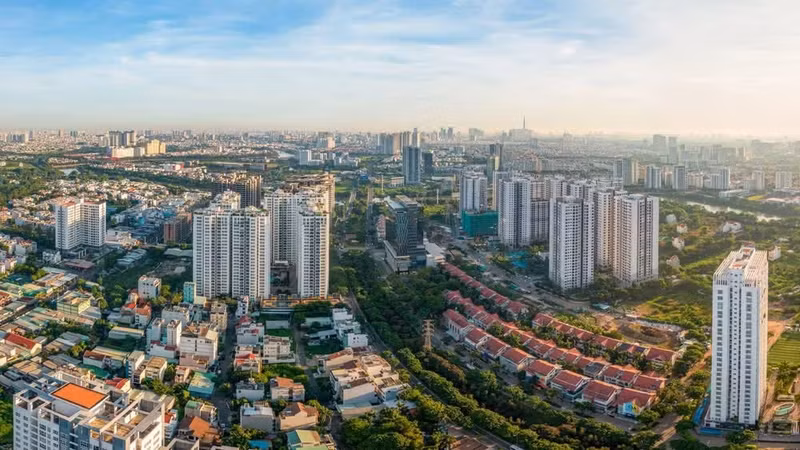 胡志明市南部房地产市场正受到投资者和居民的广泛关注。