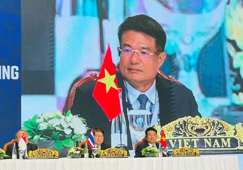 越南最高人民检察院检察长阮辉进出席东盟检察长会议。（图片来源：保护法律报）