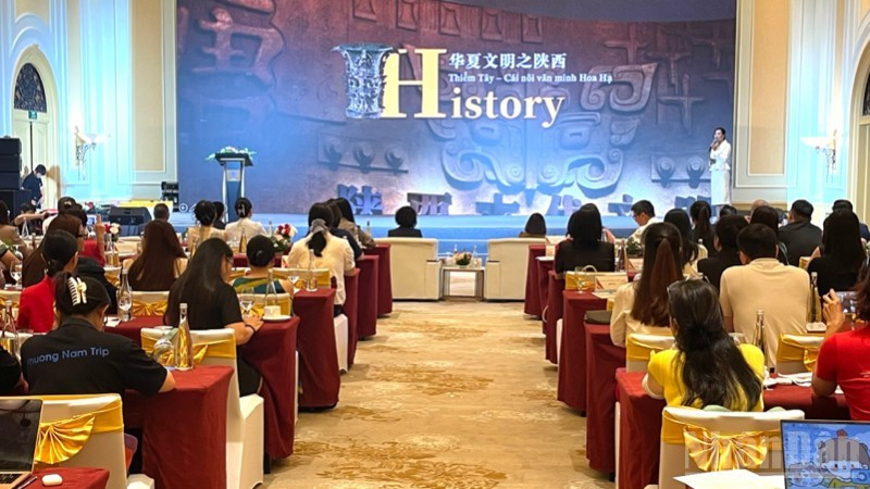 “文化陕西”文旅推介会在河内市举行。（玉莲 摄）