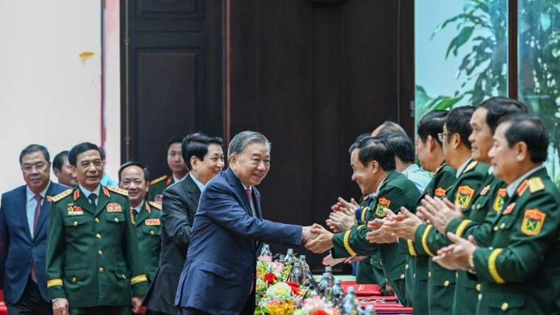 越共中央总书记苏林出席越共人民军第十二次代表大会闭幕式。（维灵 摄）